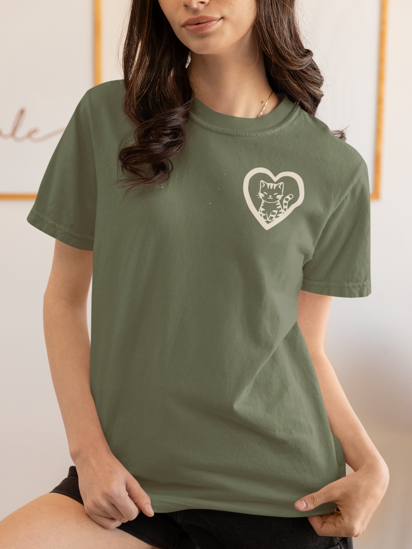 Vintage Cat Lover Valentine's T-Shirt — Retro Stamp Style Gift