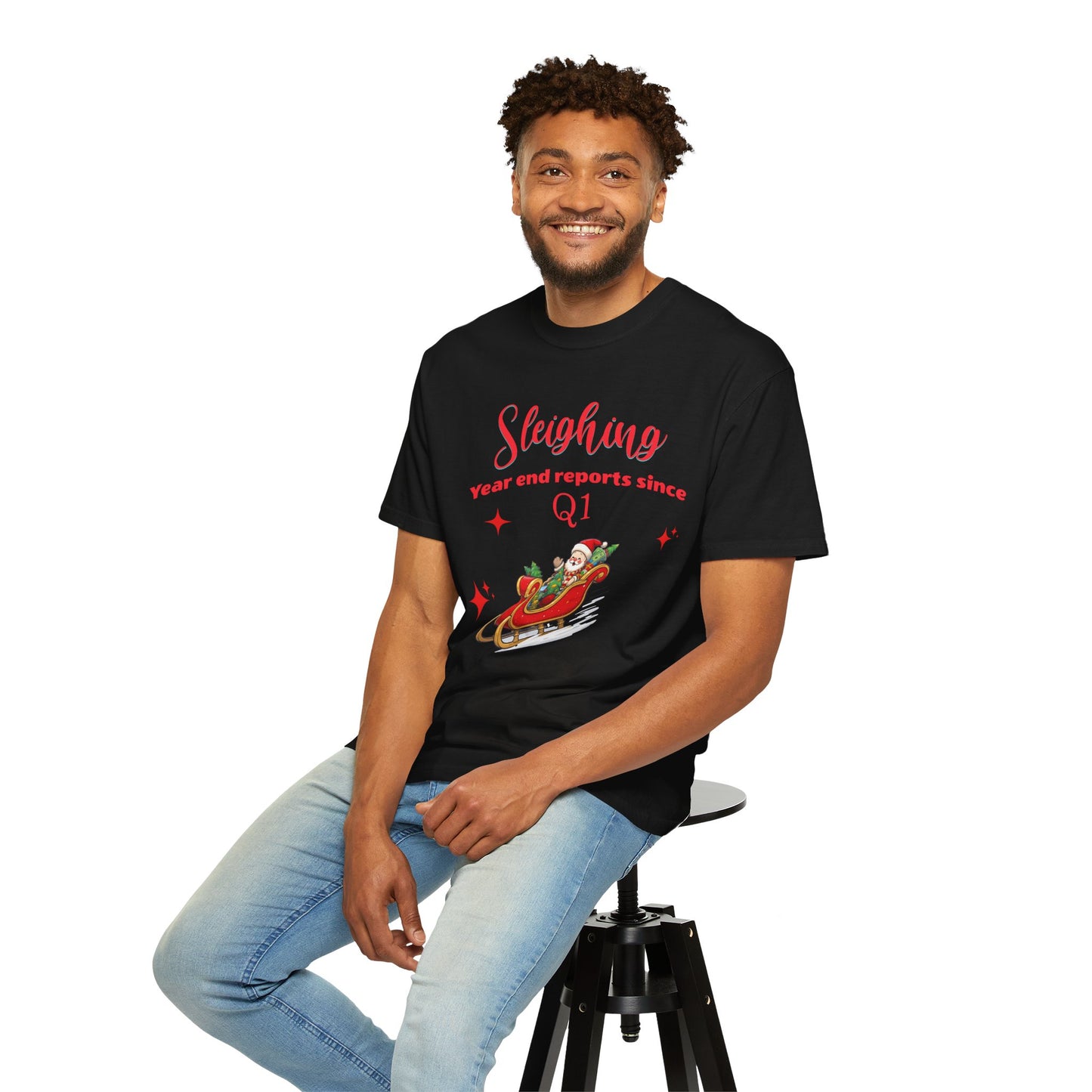 Finance Christmas T-shirt "Sleighing Year End Reports Since Q1", Funny finance humor.